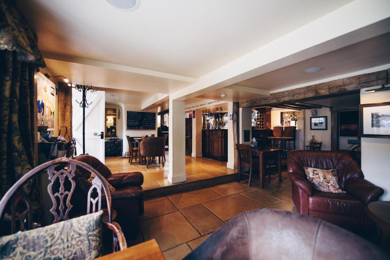 היי וויקומב Fox Country Inn מראה חיצוני תמונה