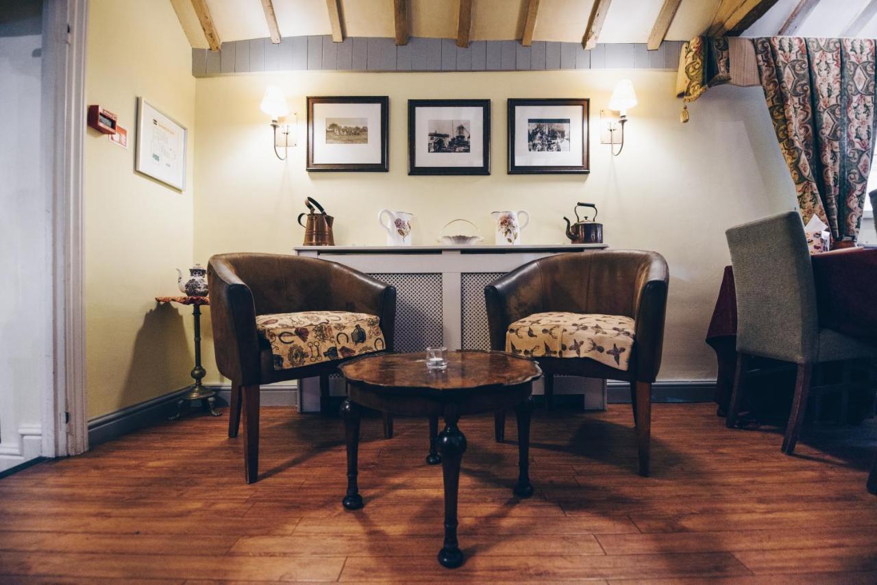 היי וויקומב Fox Country Inn מראה חיצוני תמונה